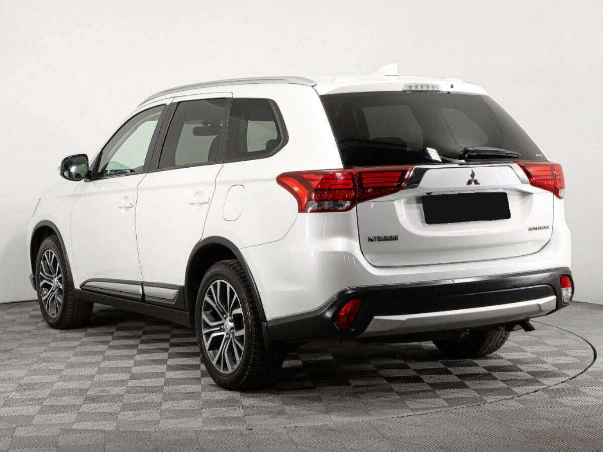 Mitsubishi Outlander б/у, 2017, Вариатор. Фото: #5