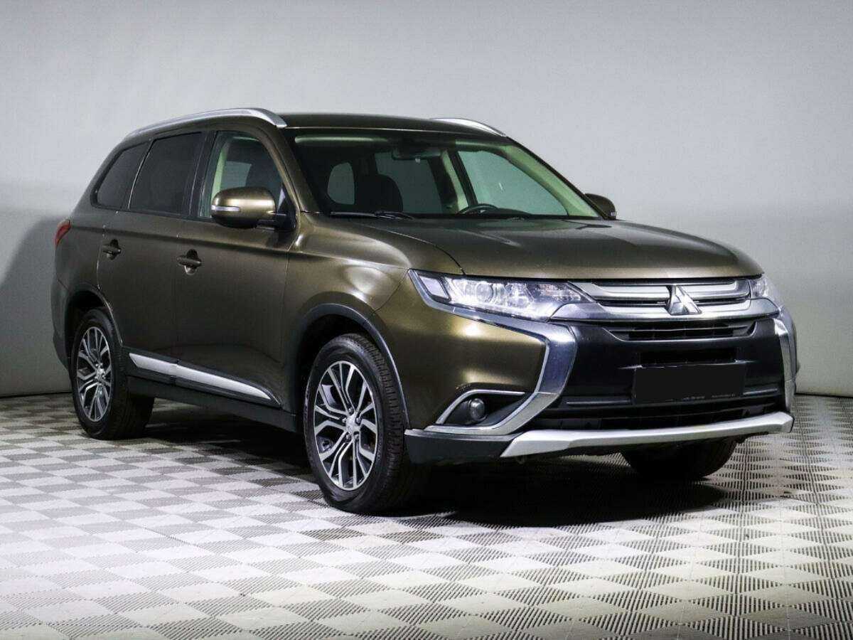 Mitsubishi Outlander б/у, 2018, Вариатор. Фото: #2