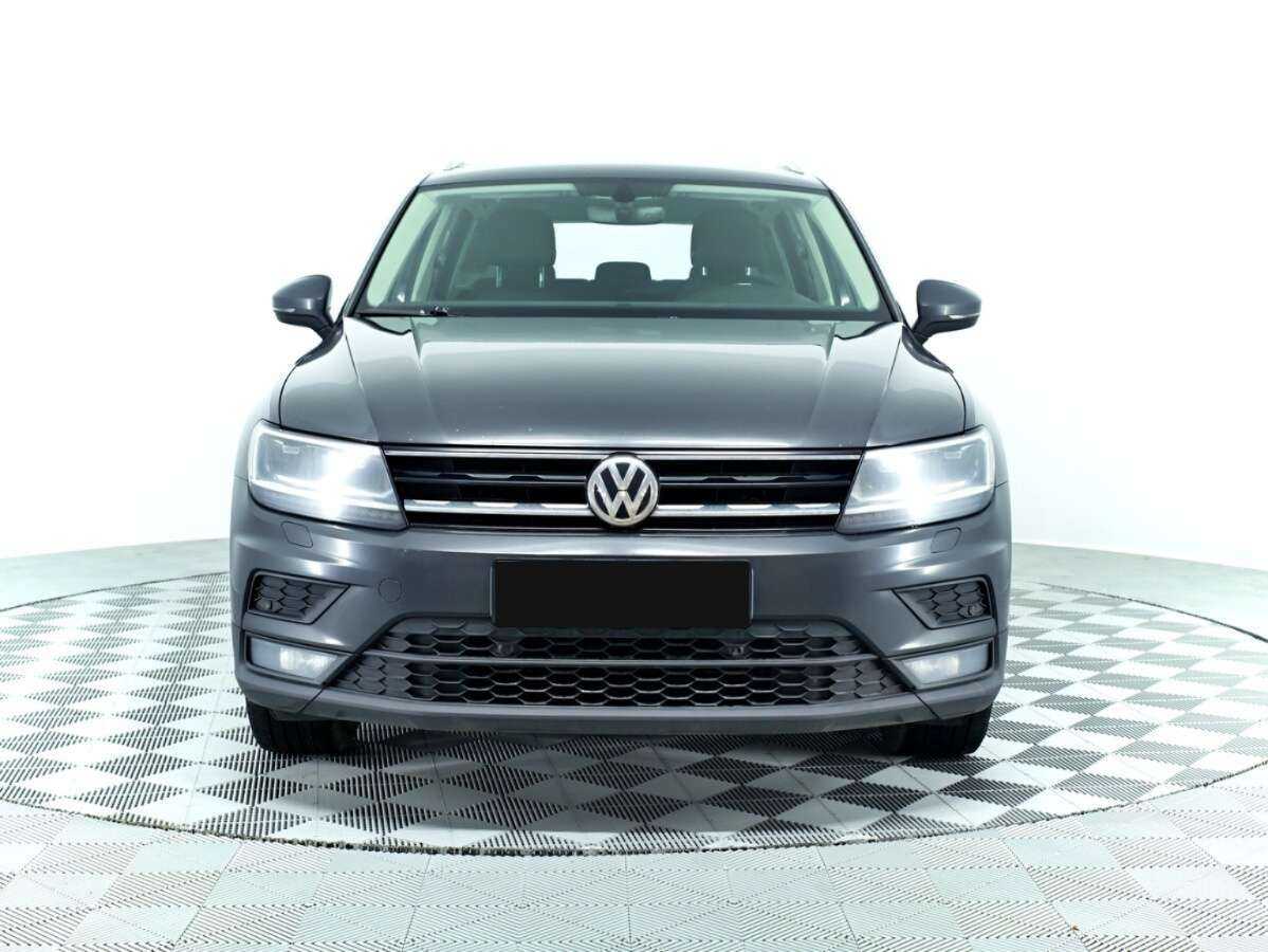 Volkswagen Tiguan б/у, 2017, Механическая. Фото: #1