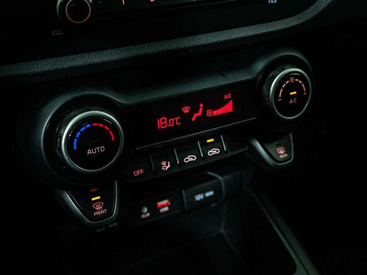 Kia Rio б/у, 2017, Автоматическая. Фото: #14