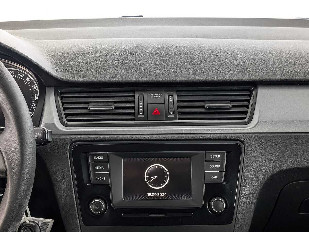 Skoda Rapid б/у, 2017, Механическая. Фото: #14