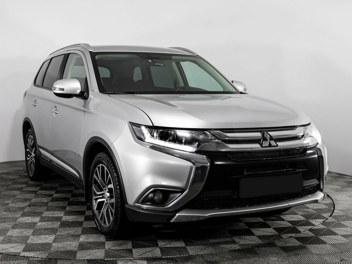 Mitsubishi Outlander б/у, 2018, Вариатор. Фото: #2