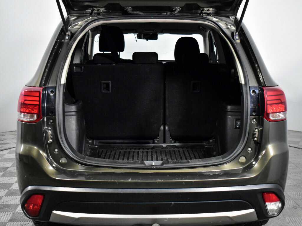 Mitsubishi Outlander б/у, 2017, Вариатор. Фото: #18