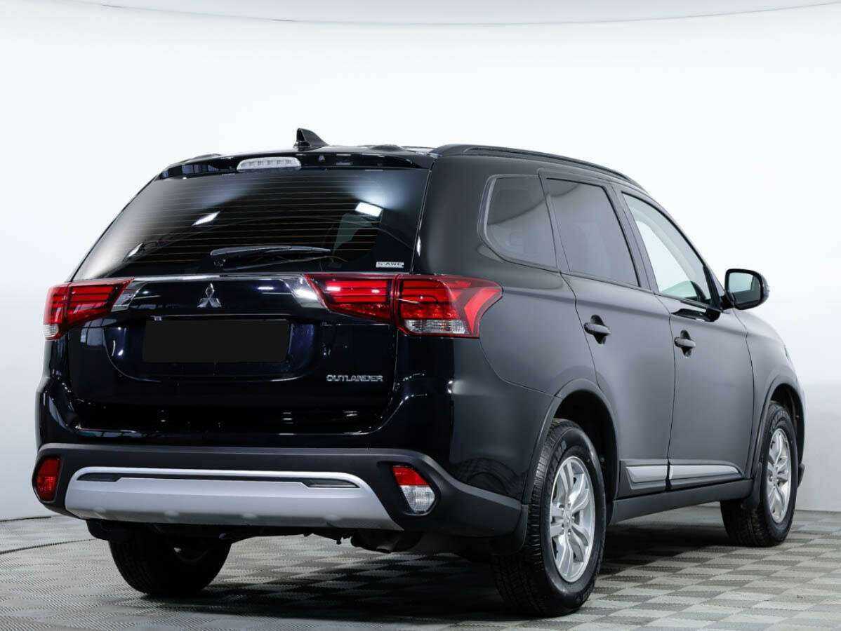 Mitsubishi Outlander б/у, 2021, Вариатор. Фото: #3