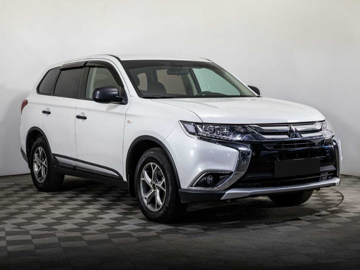 Mitsubishi Outlander б/у, 2018, Вариатор. Фото: #2