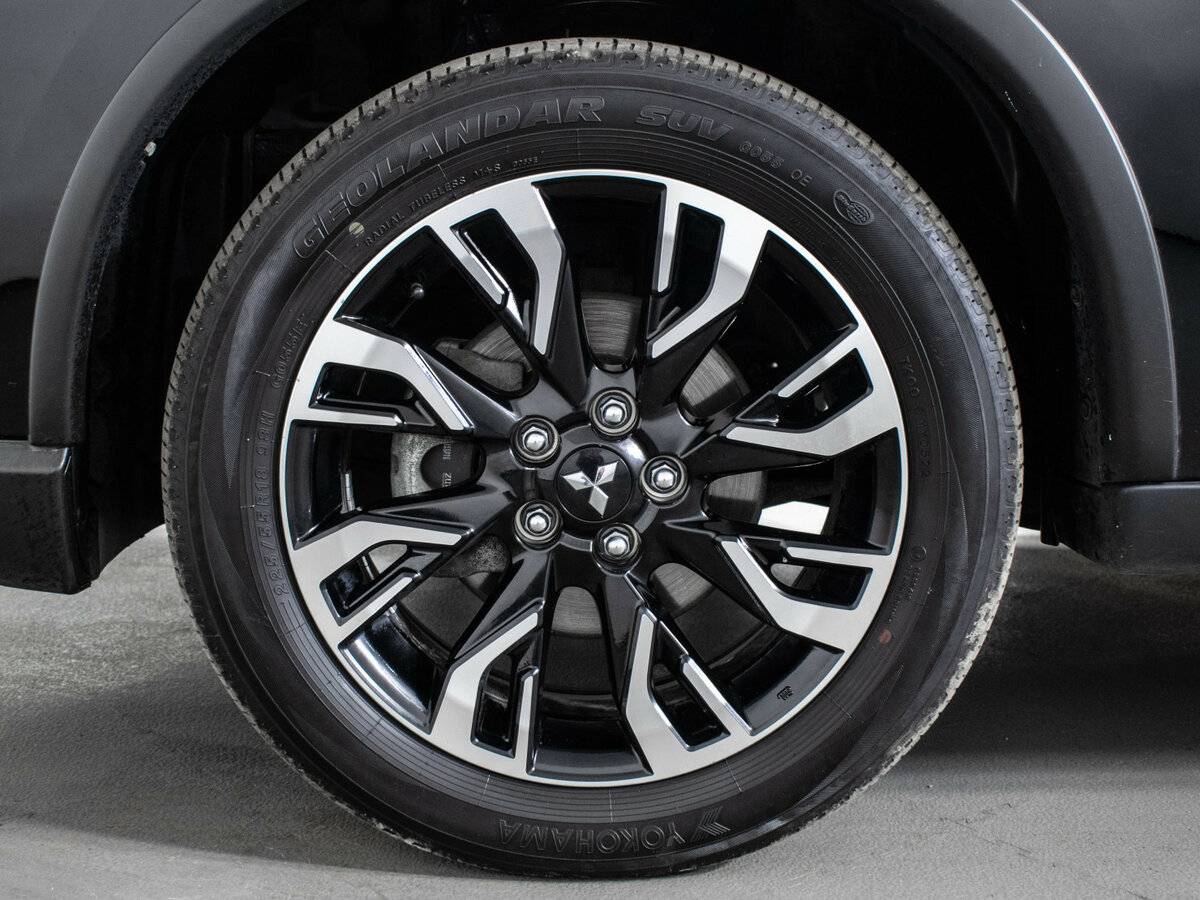 Mitsubishi Outlander б/у, 2022, Вариатор. Фото: #16