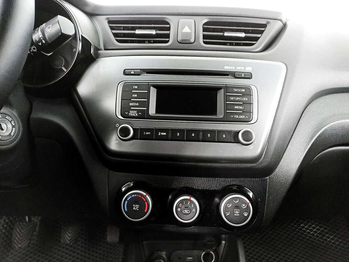 Kia Rio б/у, 2015, Механическая. Фото: #12