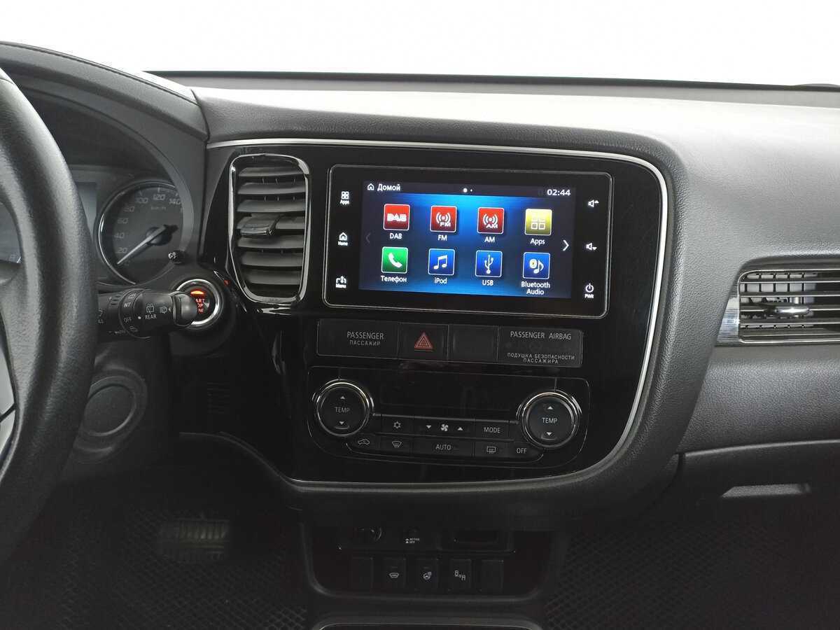 Mitsubishi Outlander б/у, 2017, Вариатор. Фото: #12