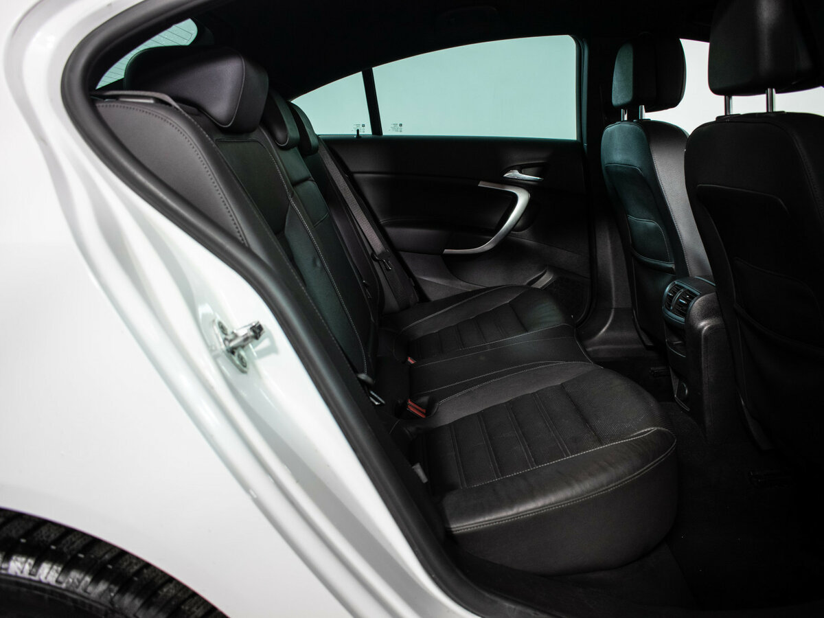 Opel Insignia б/у, 2014, Автоматическая. Фото: #7