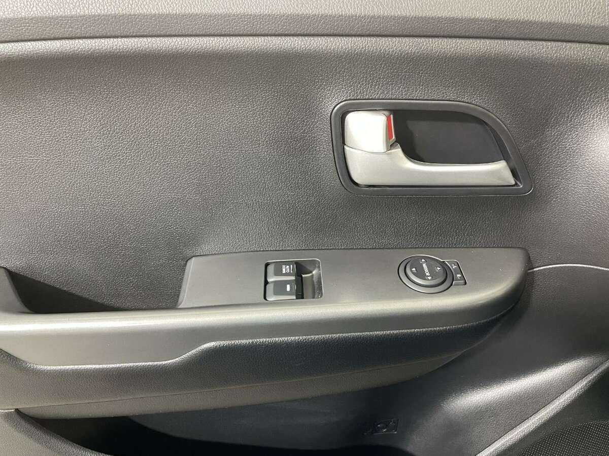 Kia Rio б/у, 2017, Автоматическая. Фото: #6