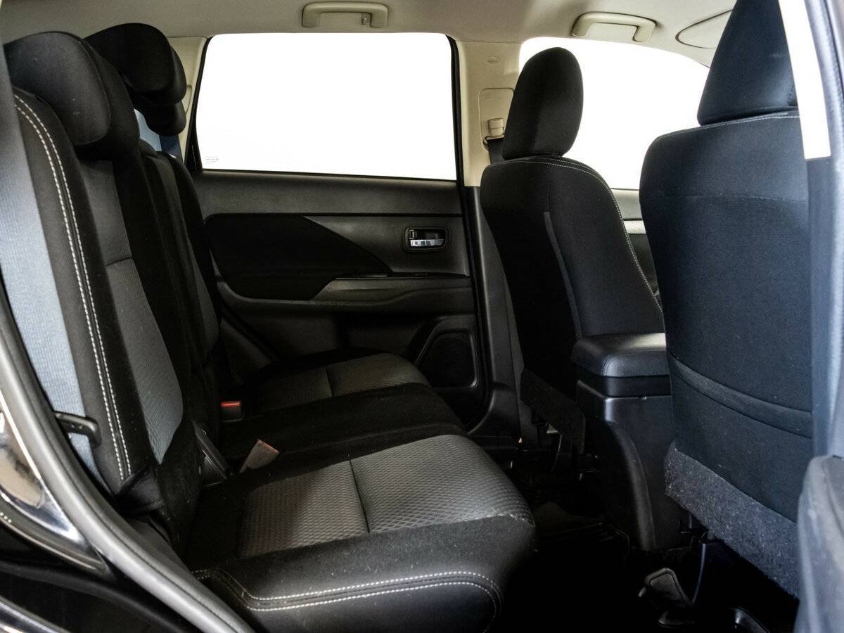 Mitsubishi Outlander б/у, 2018, Вариатор. Фото: #13