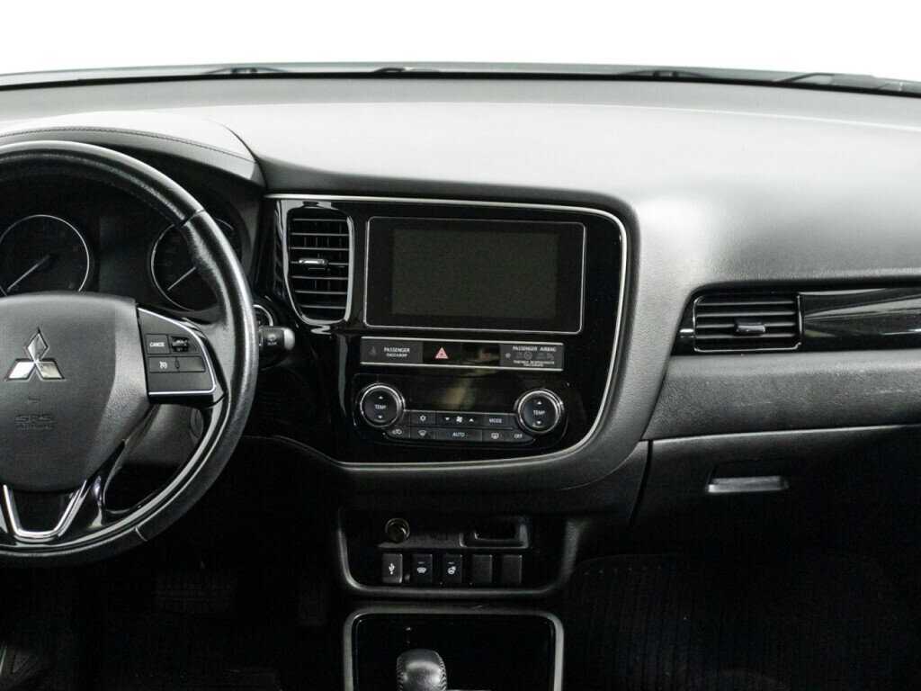Mitsubishi Outlander б/у, 2020, Вариатор. Фото: #13