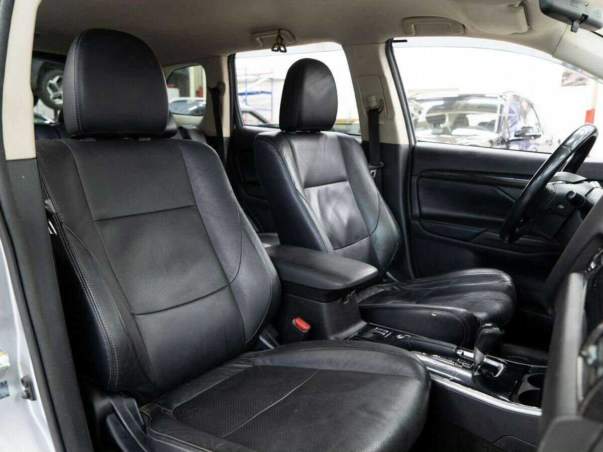 Mitsubishi Outlander б/у, 2017, Вариатор. Фото: #8