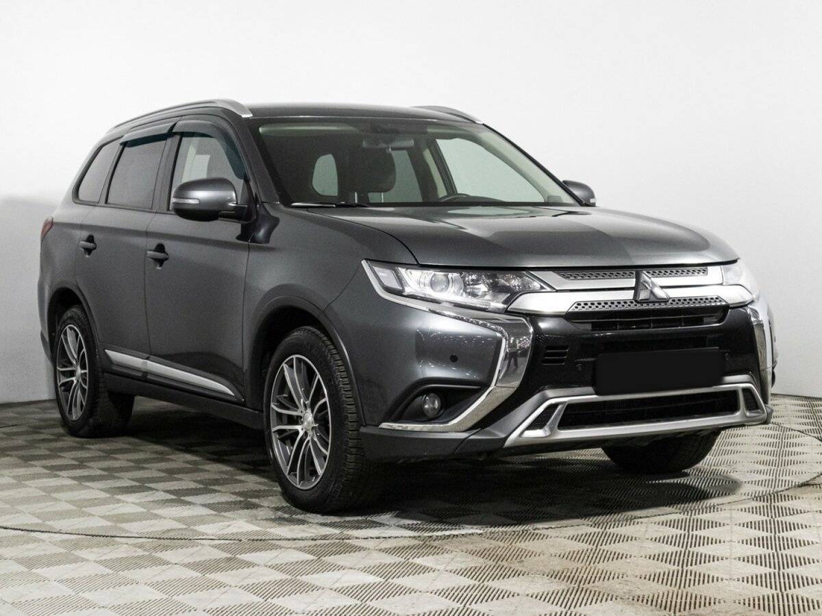 Mitsubishi Outlander б/у, 2019, Вариатор. Фото: #2