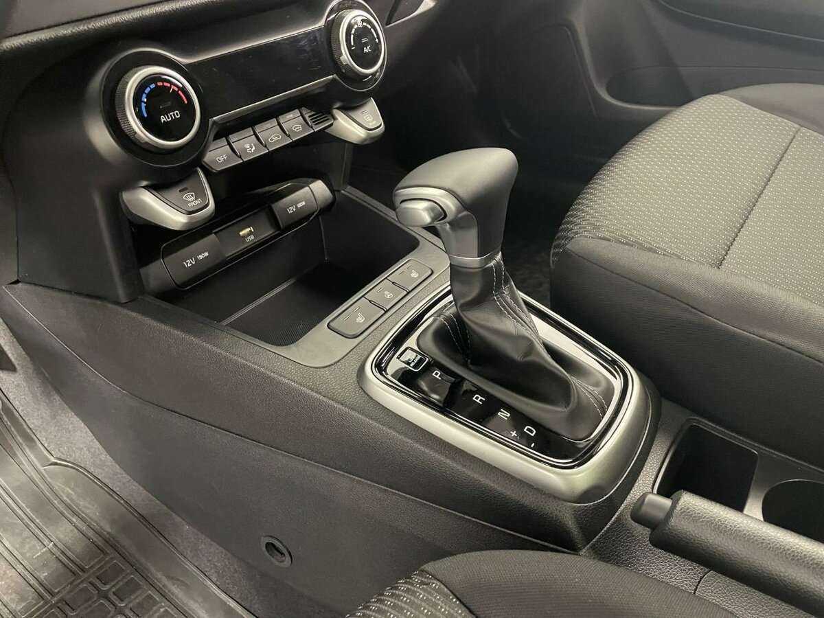 Kia Rio б/у, 2020, Автоматическая. Фото: #12