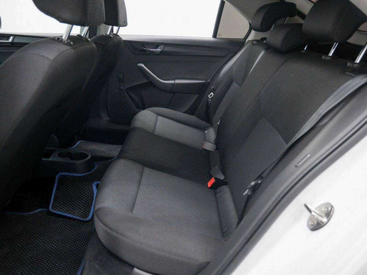 Skoda Rapid б/у, 2017, Механическая. Фото: #15