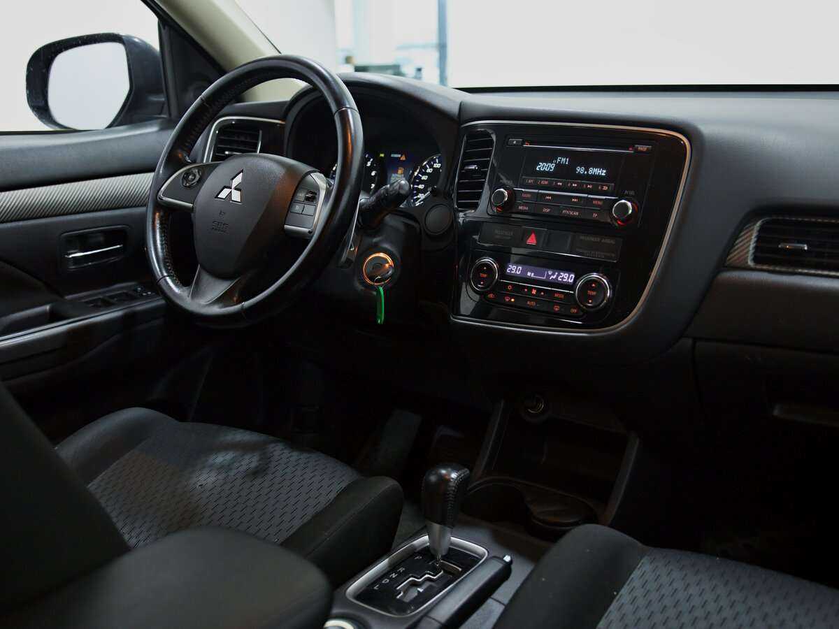 Mitsubishi Outlander б/у, 2013, Вариатор. Фото: #6