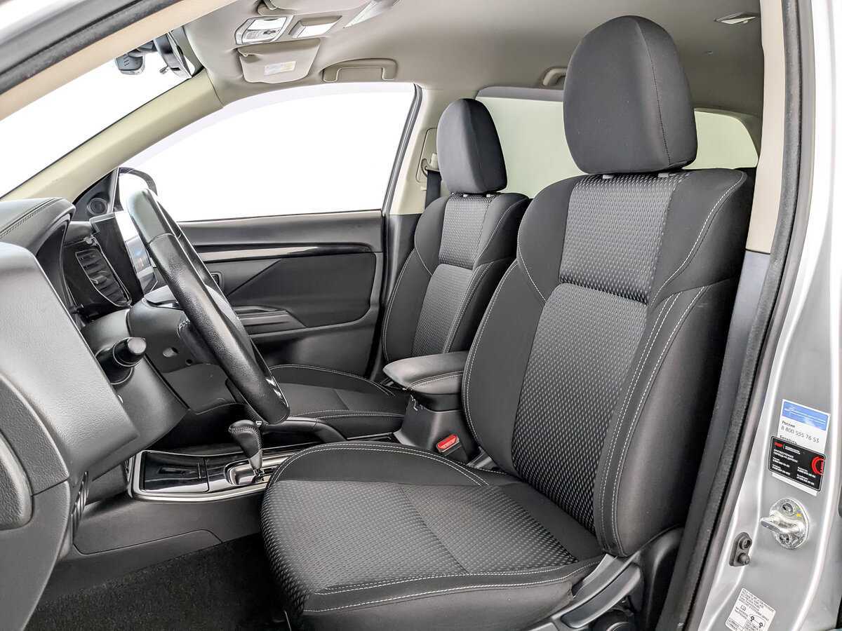 Mitsubishi Outlander б/у, 2019, Вариатор. Фото: #19