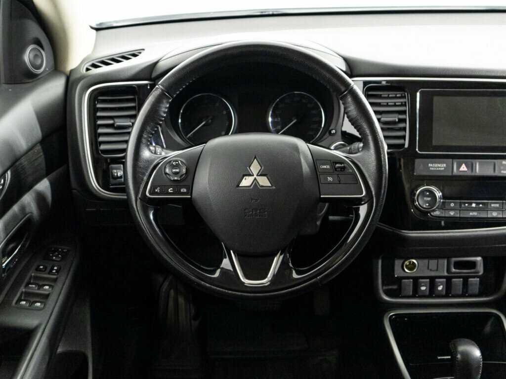 Mitsubishi Outlander б/у, 2018, Вариатор. Фото: #17