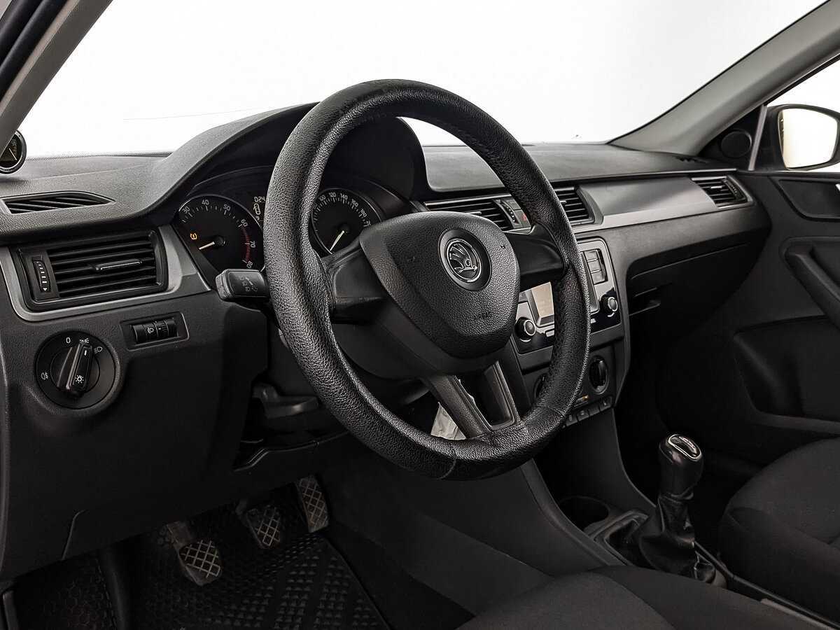 Skoda Rapid б/у, 2017, Механическая. Фото: #14