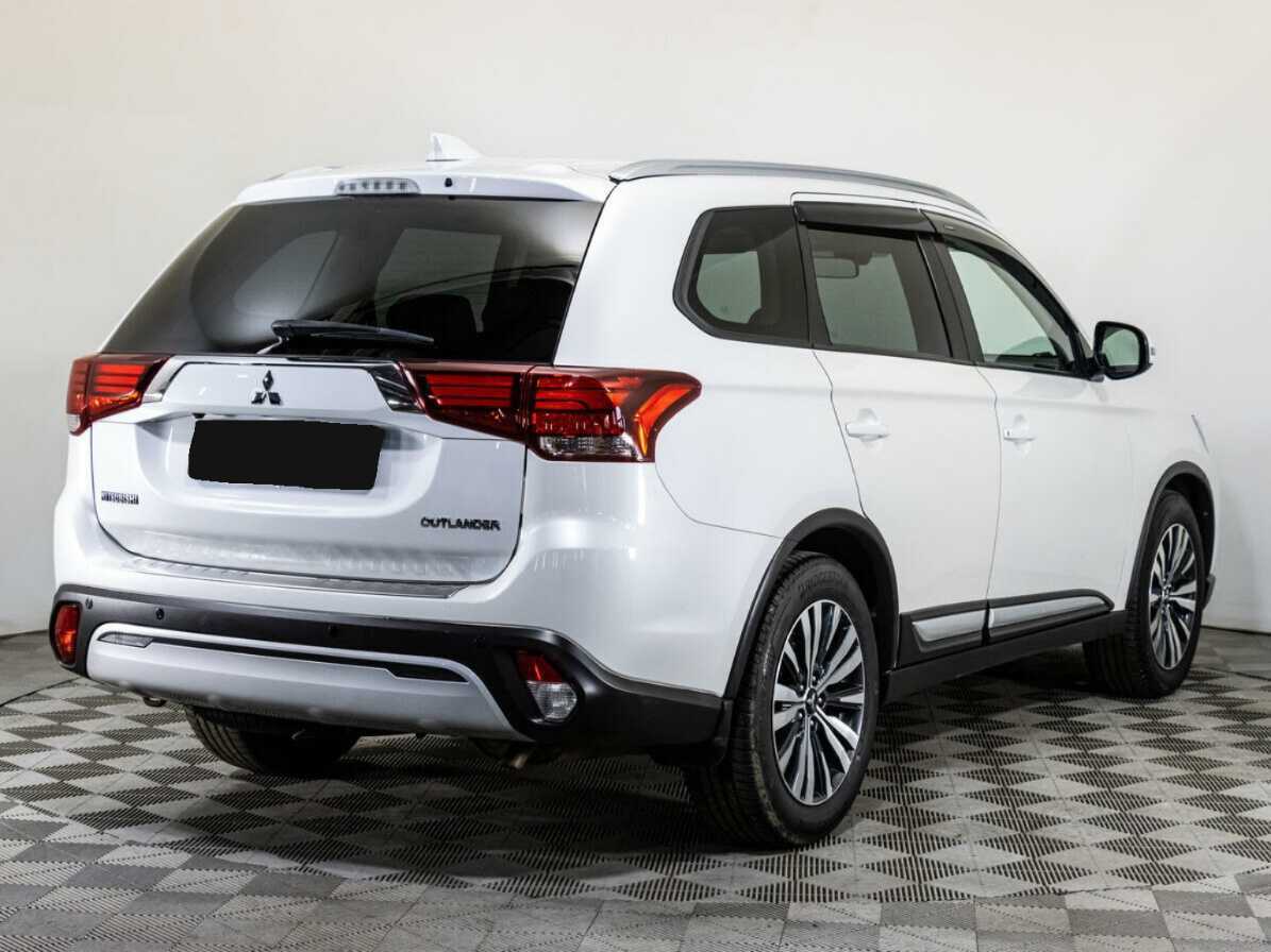 Mitsubishi Outlander б/у, 2020, Вариатор. Фото: #4