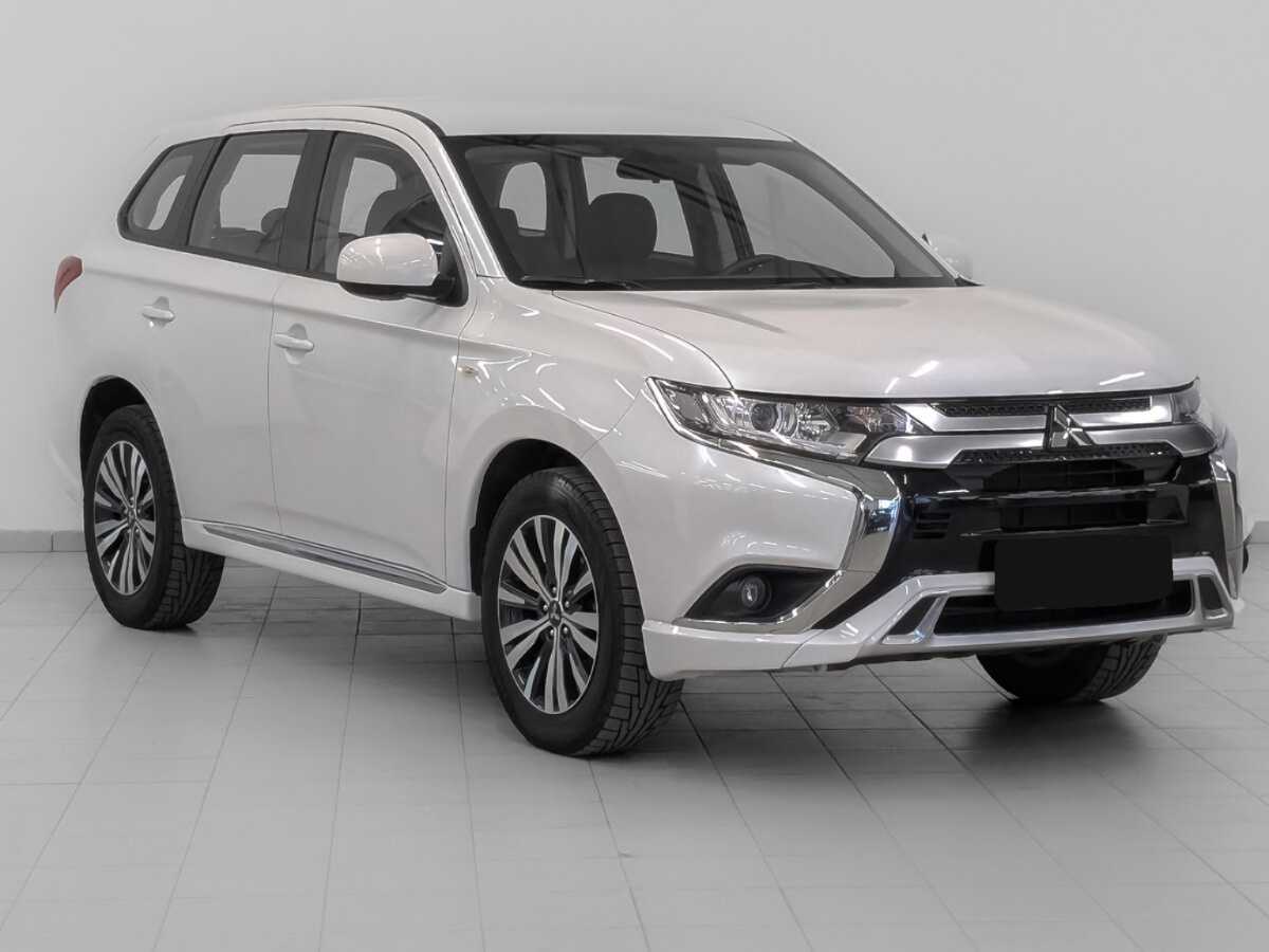 Mitsubishi Outlander б/у, 2022, Вариатор. Фото: #2