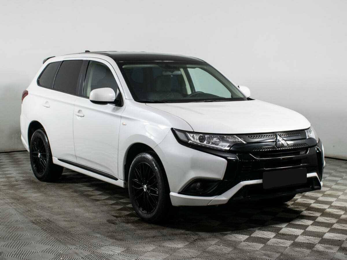 Mitsubishi Outlander б/у, 2022, Вариатор. Фото: #2
