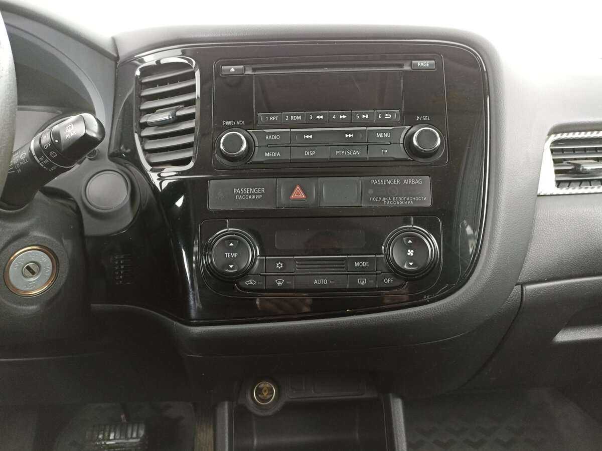 Mitsubishi Outlander б/у, 2014, Вариатор. Фото: #12