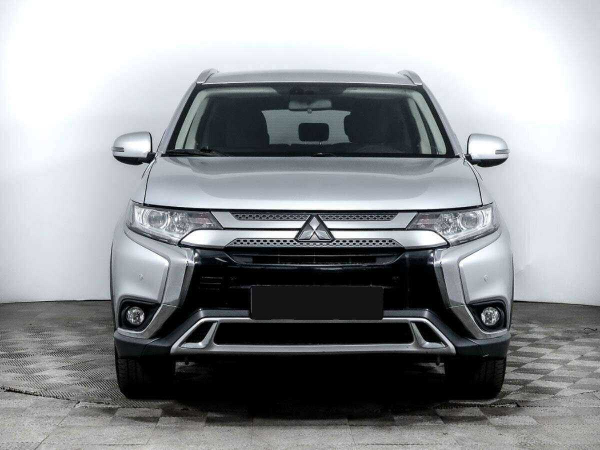 Mitsubishi Outlander б/у, 2019, Вариатор. Фото: #1