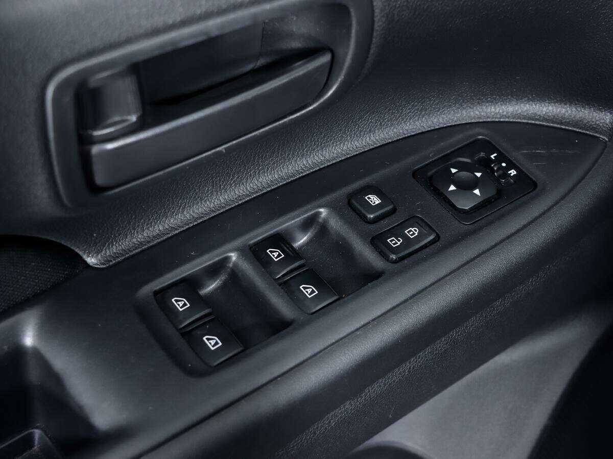 Mitsubishi Outlander б/у, 2019, Вариатор. Фото: #11