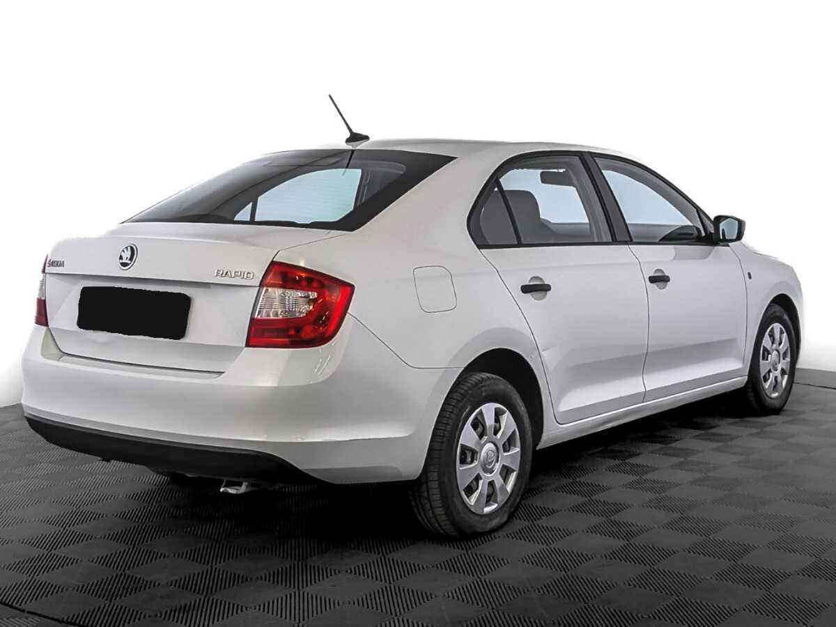 Skoda Rapid б/у, 2017, Механическая. Фото: #4