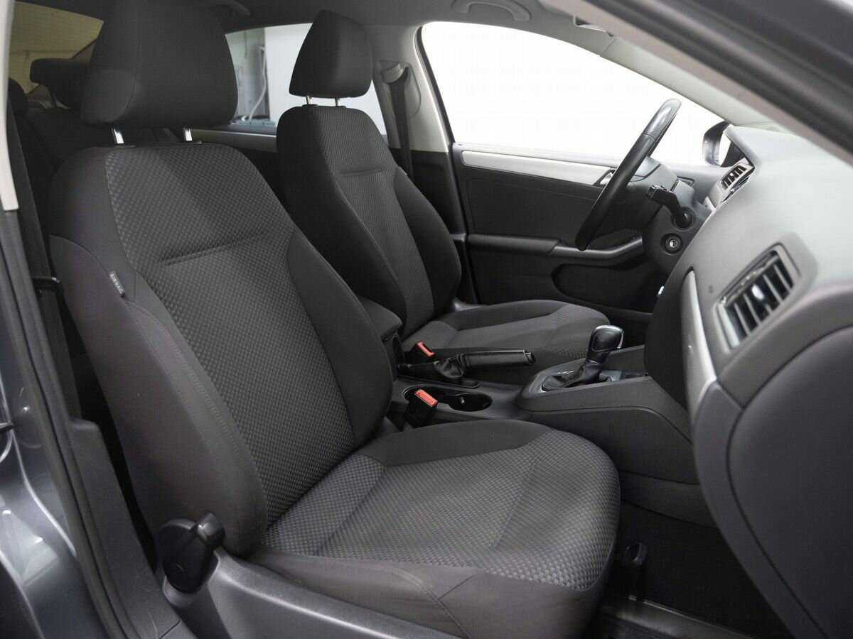 Volkswagen Jetta б/у, 2012, Автоматическая. Фото: #10