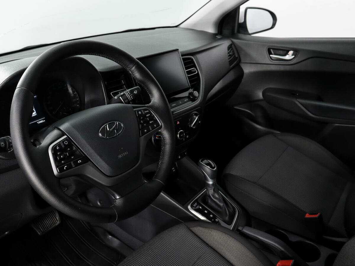 Hyundai Solaris б/у, 2021, Автоматическая. Фото: #6