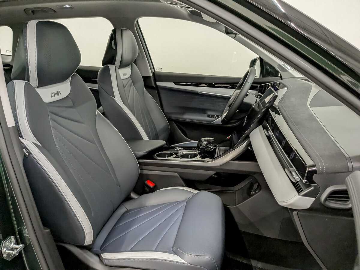 Geely Atlas б/у, 2024, Роботизированная. Фото: #21