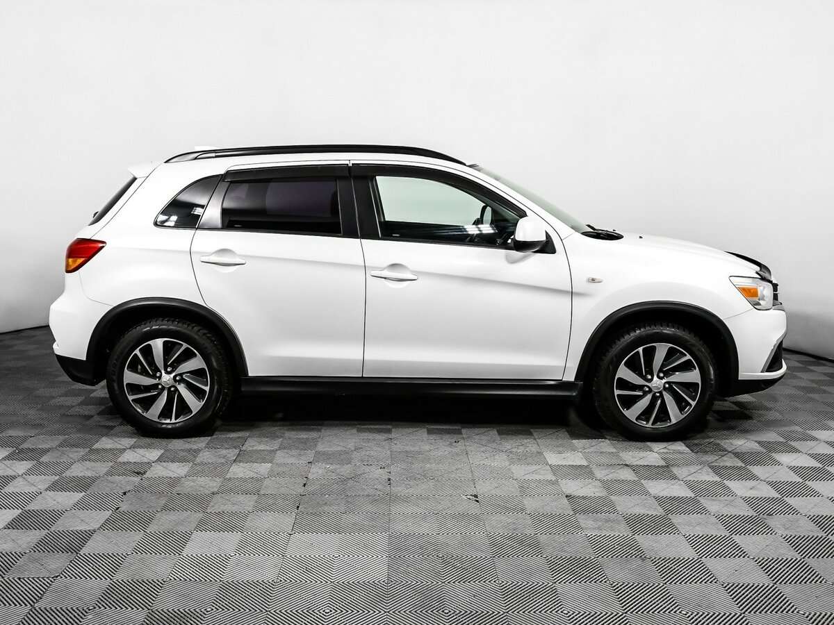 Mitsubishi ASX б/у, 2018, Вариатор. Фото: #3