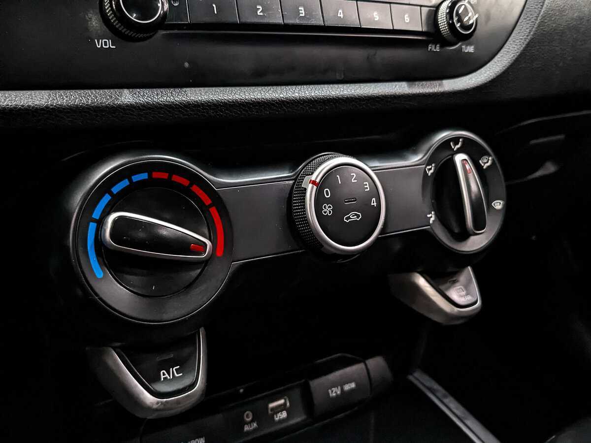 Kia Rio б/у, 2020, Автоматическая. Фото: #18