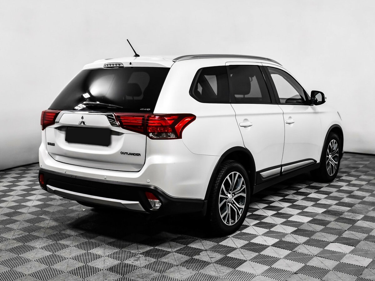 Mitsubishi Outlander б/у, 2016, Вариатор. Фото: #4