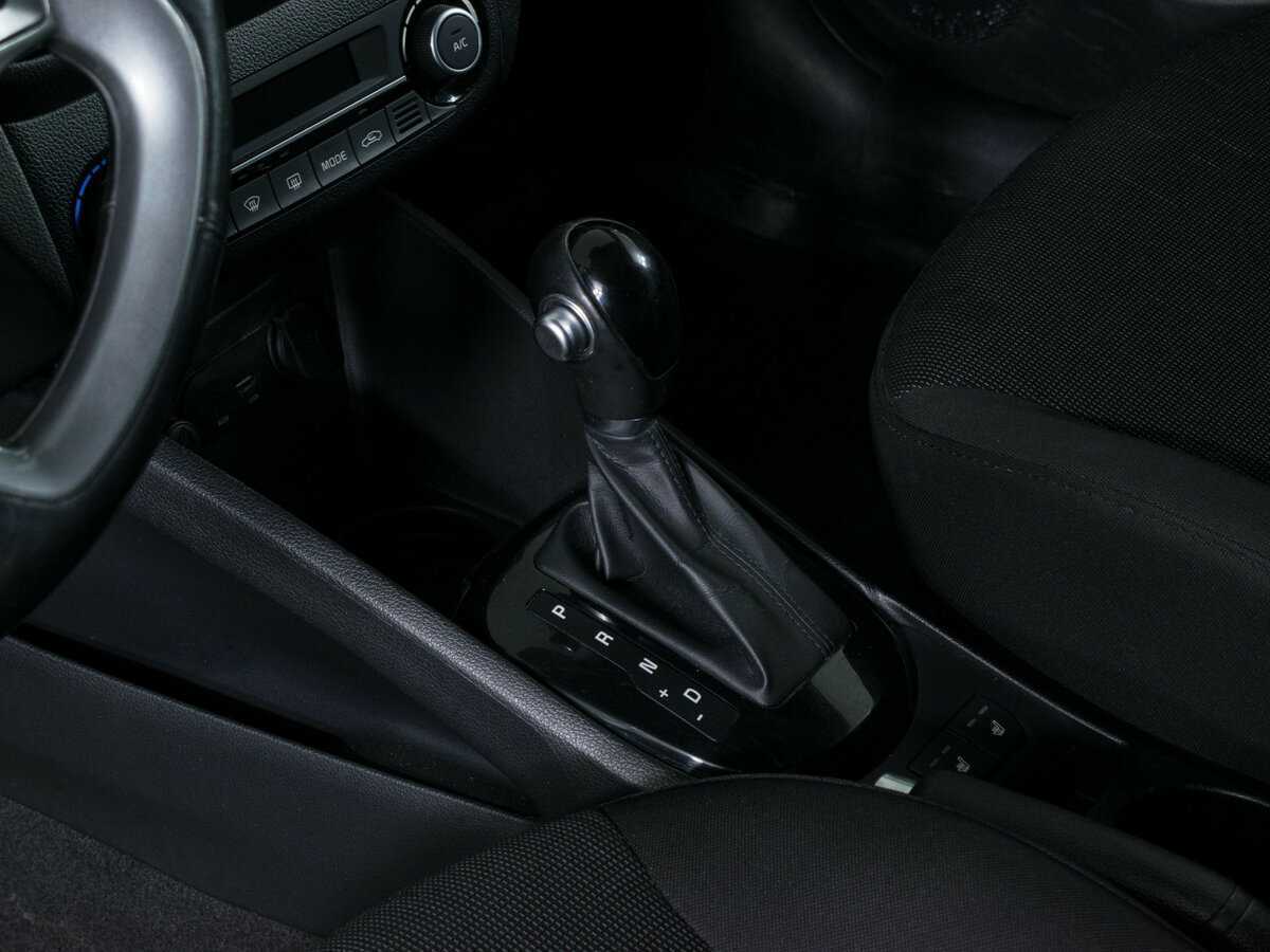 Kia Rio б/у, 2016, Автоматическая. Фото: #13