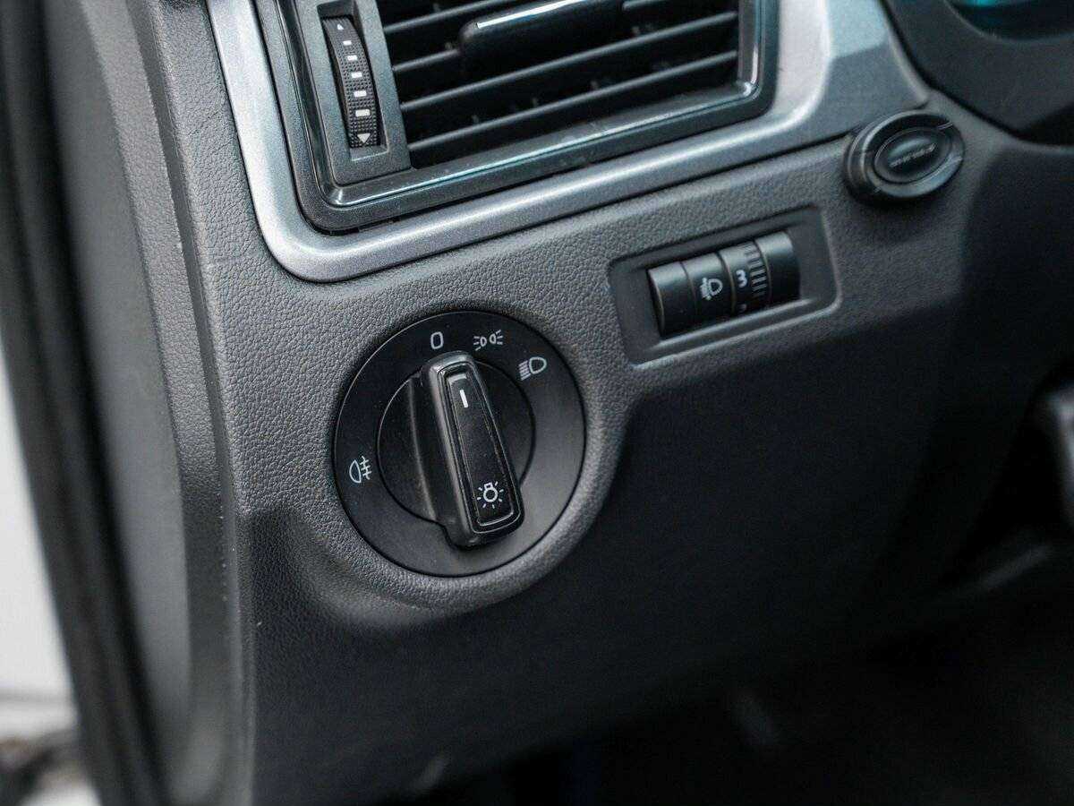 Skoda Rapid б/у, 2017, Механическая. Фото: #19