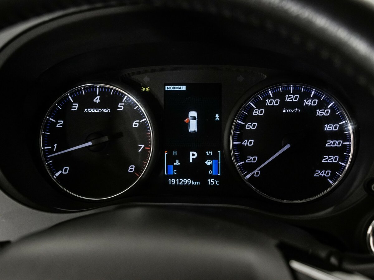 Mitsubishi Outlander б/у, 2017, Автоматическая. Фото: #11