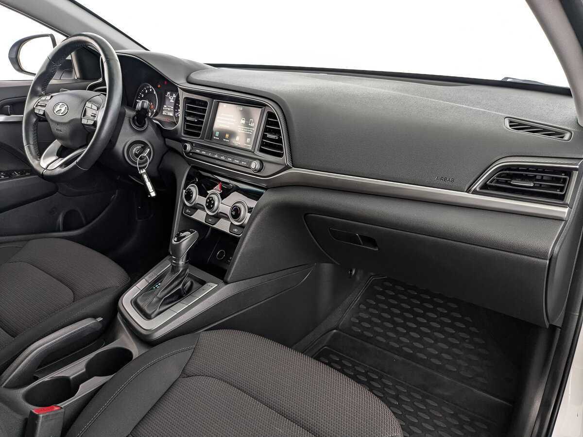 Hyundai Elantra б/у, 2019, Автоматическая. Фото: #10