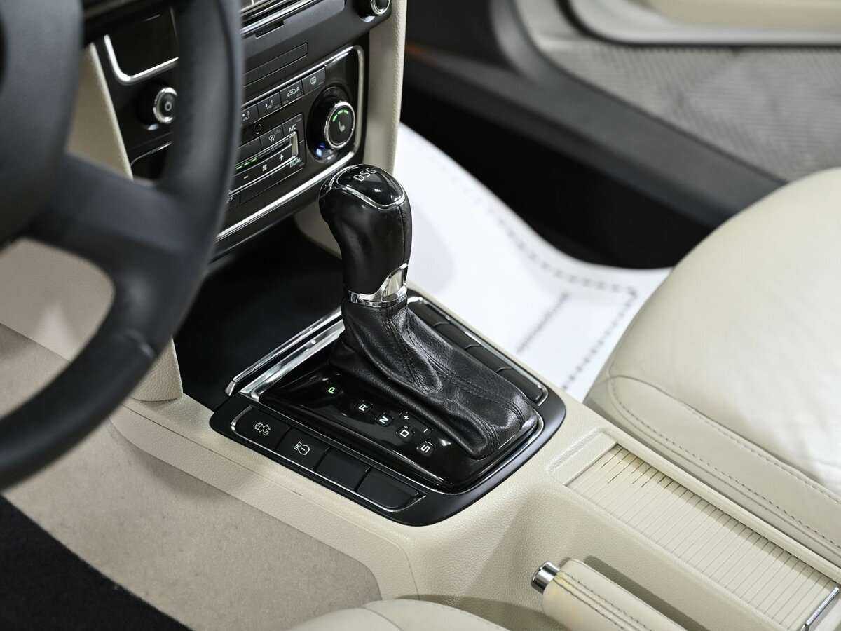 Skoda Superb б/у, 2013, Роботизированная. Фото: #13