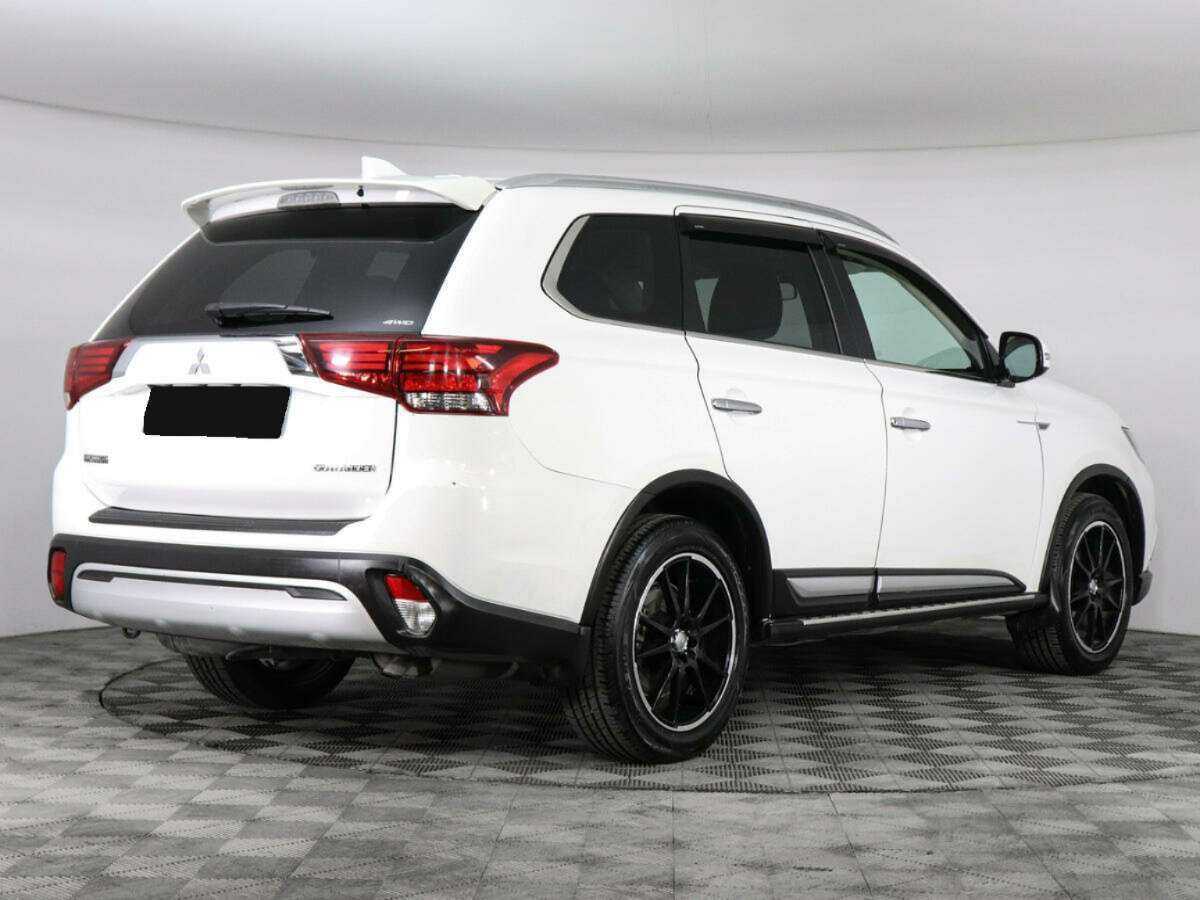 Mitsubishi Outlander б/у, 2020, Вариатор. Фото: #4