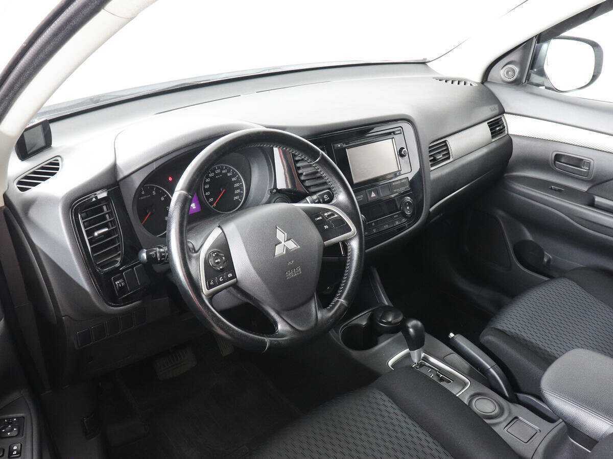 Mitsubishi Outlander б/у, 2014, Вариатор. Фото: #8