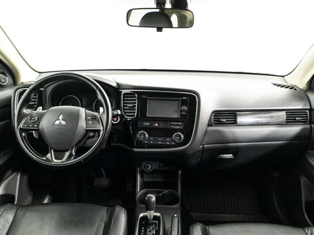 Mitsubishi Outlander б/у, 2016, Вариатор. Фото: #12