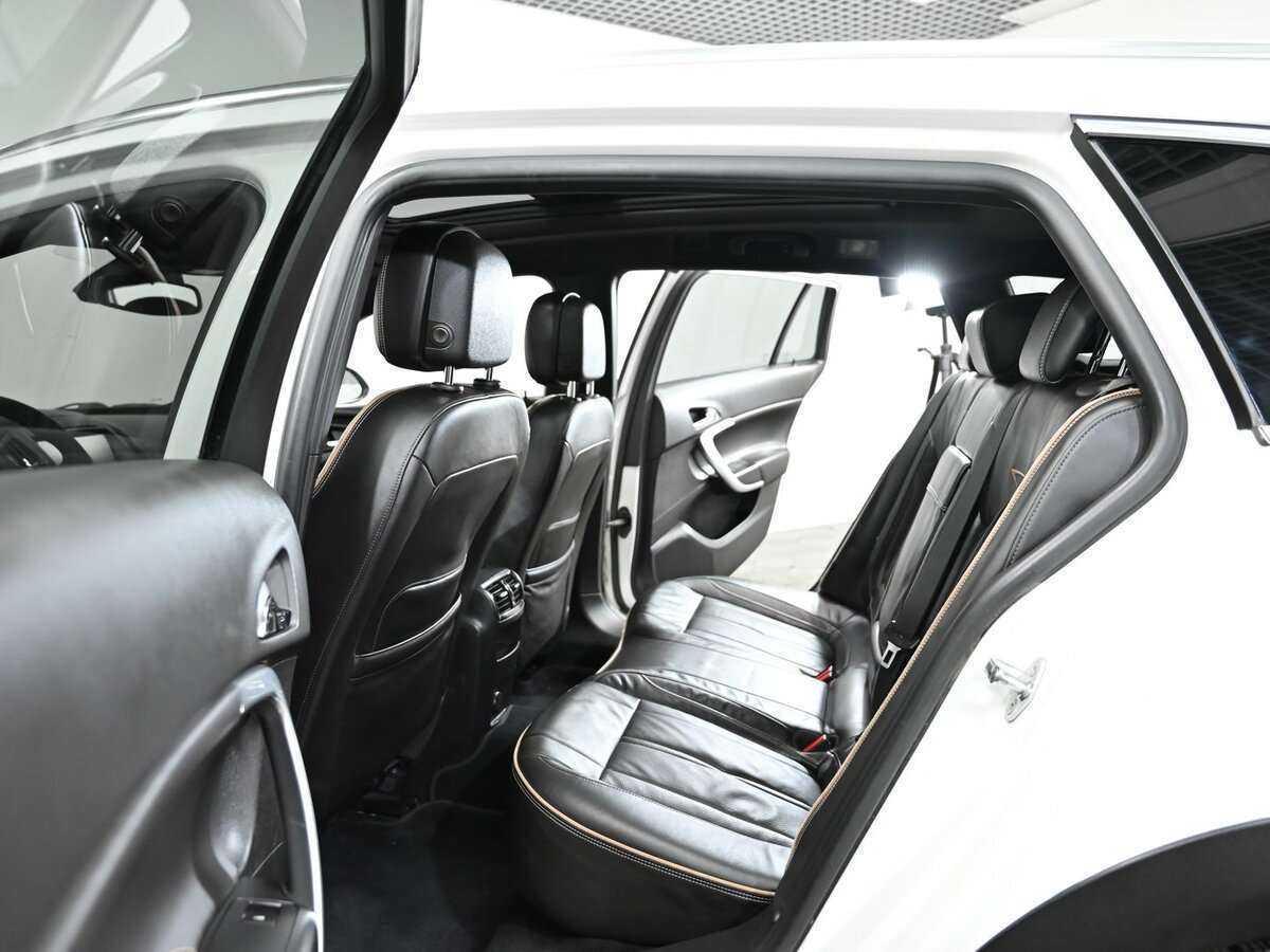Opel Insignia б/у, 2014, Автоматическая. Фото: #15