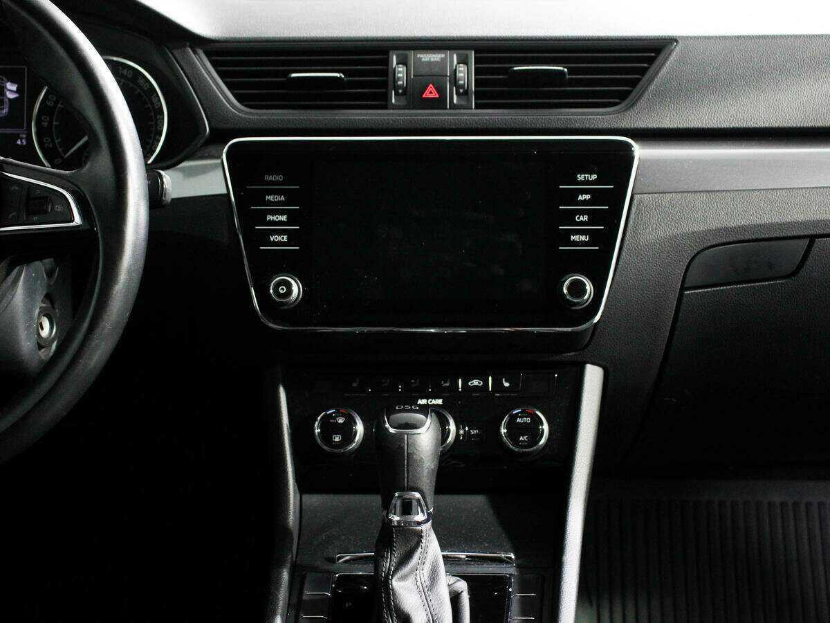 Skoda Superb б/у, 2017, Роботизированная. Фото: #9