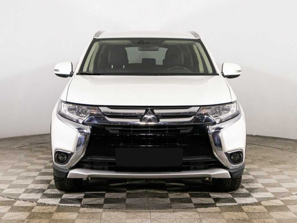 Mitsubishi Outlander б/у, 2018, Вариатор. Фото: #1
