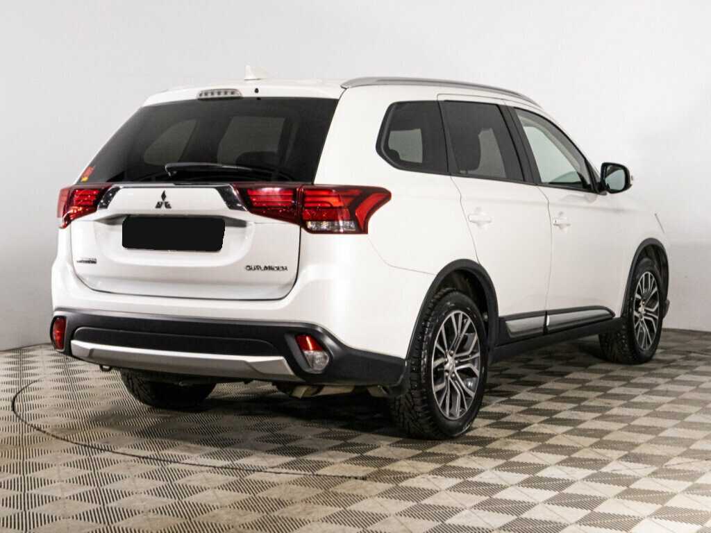 Mitsubishi Outlander б/у, 2018, Вариатор. Фото: #4