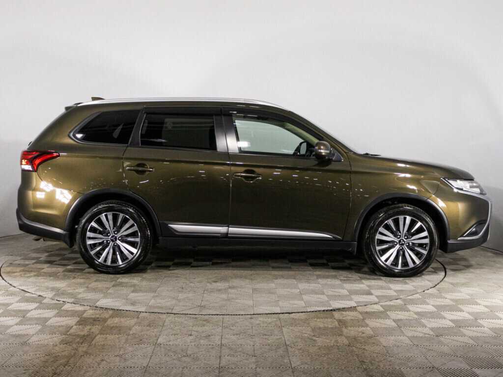 Mitsubishi Outlander б/у, 2019, Вариатор. Фото: #3